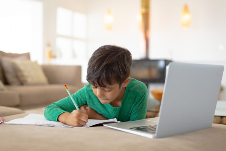 Verizon’s giving students tablets and data plans to make sure they don’t just “swipe” through life